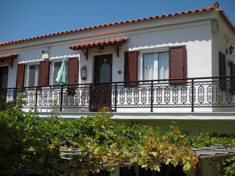 Katerina Apartments กอกการี ภายนอก รูปภาพ